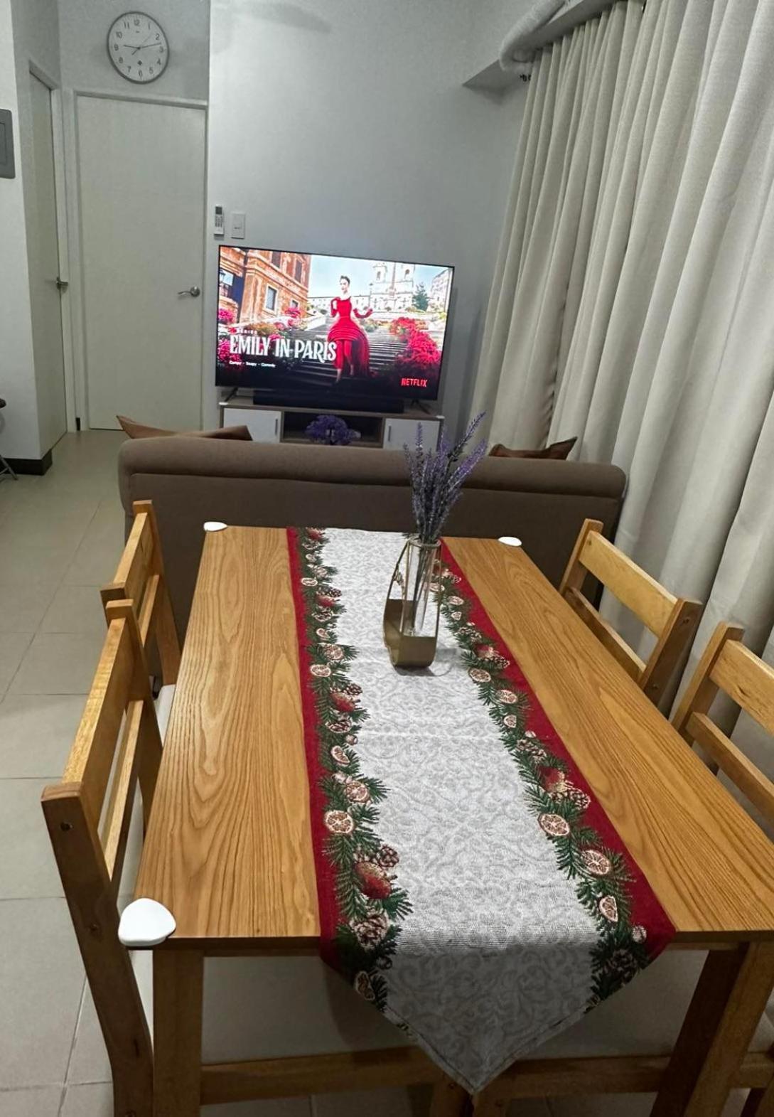 2 Bedroom Condo Unit Near Sm Bf & Naia At The Atherton By Dmci With 2 Balcony Paranaque City Exterior photo